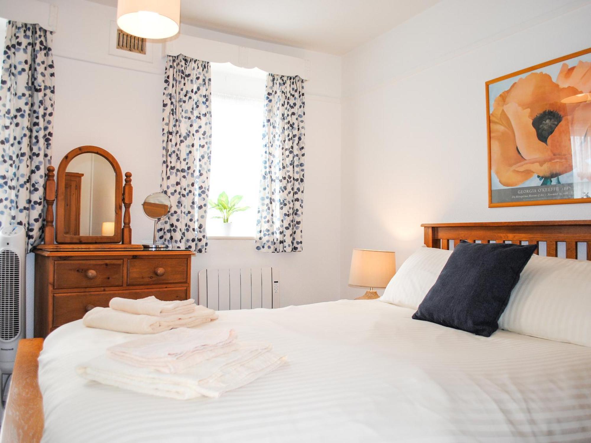 8B Fore Street Salcombe Exterior photo